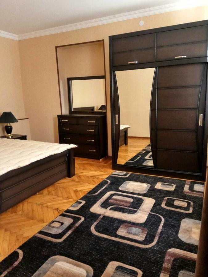 Apartment Down Town Group Tbilisi Eksteriør bilde